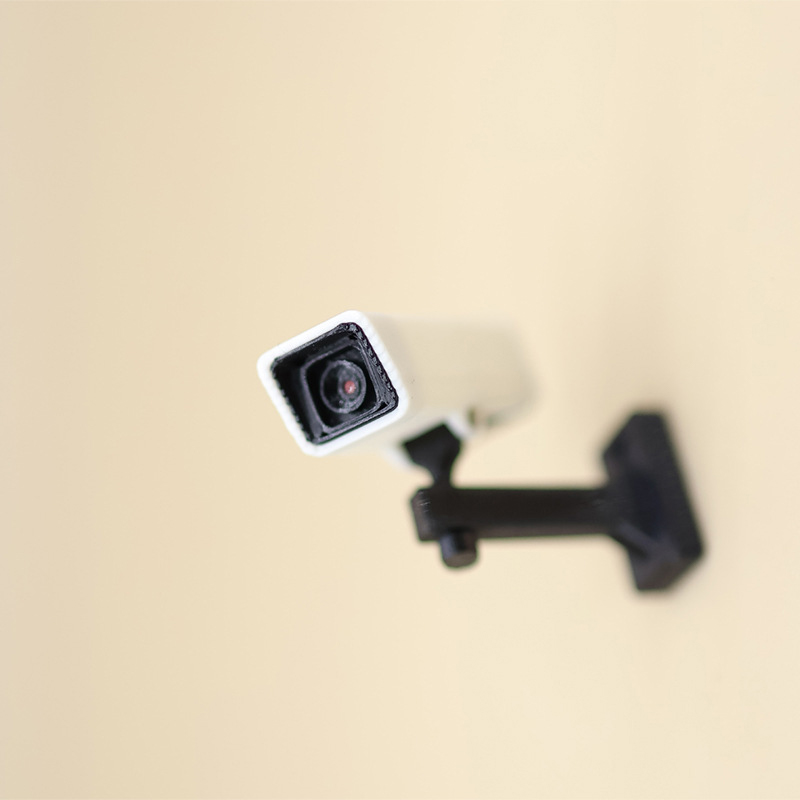 كاميرا مراقبة مصغرة بمقياس 1/1 - مراجعة Home Security Cameras وسعره